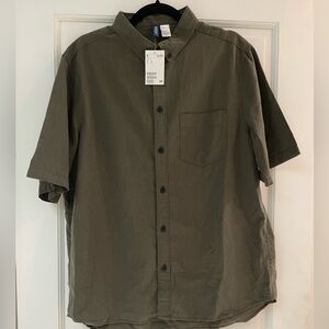 NWT Army Green Short Sleeve Button Down